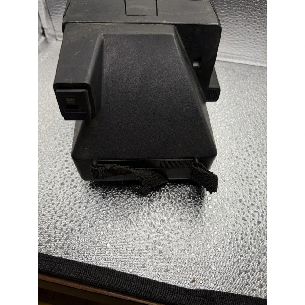 Vintage Polaroid  Sun 660 Autofocus Camera 600 Series Untested